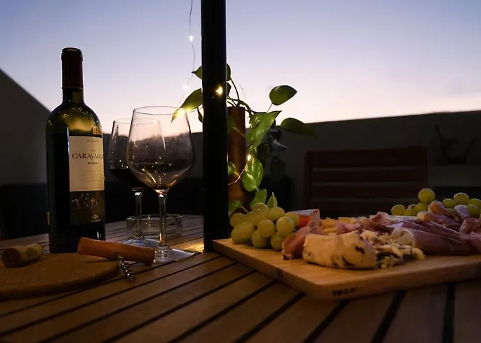 Cosy Designer Seaview Penthouse With Terrace & Bbq